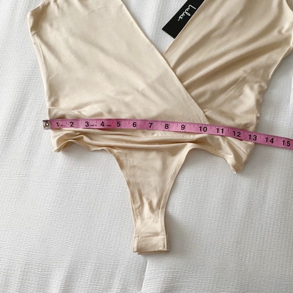 NWT Cream Low Neck Bodysuit - Picture 6 of 11
